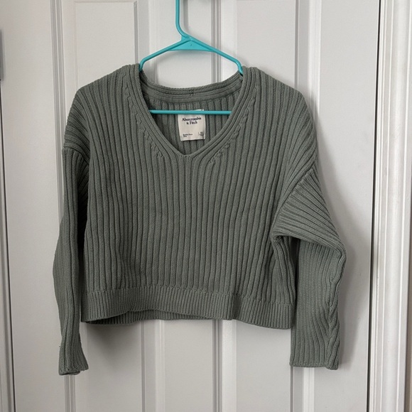 Abercrombie & Fitch Sweaters - Abercrombie & Fitch Cropped Ribbed Sweater